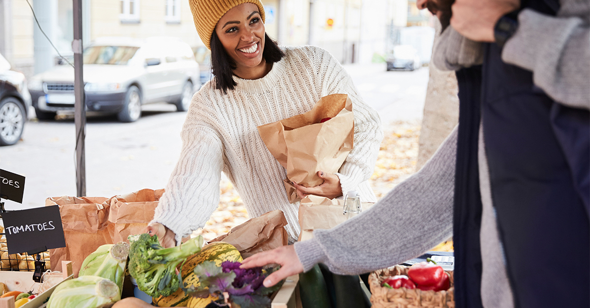 7 Fantastic Benefits of Eating Local