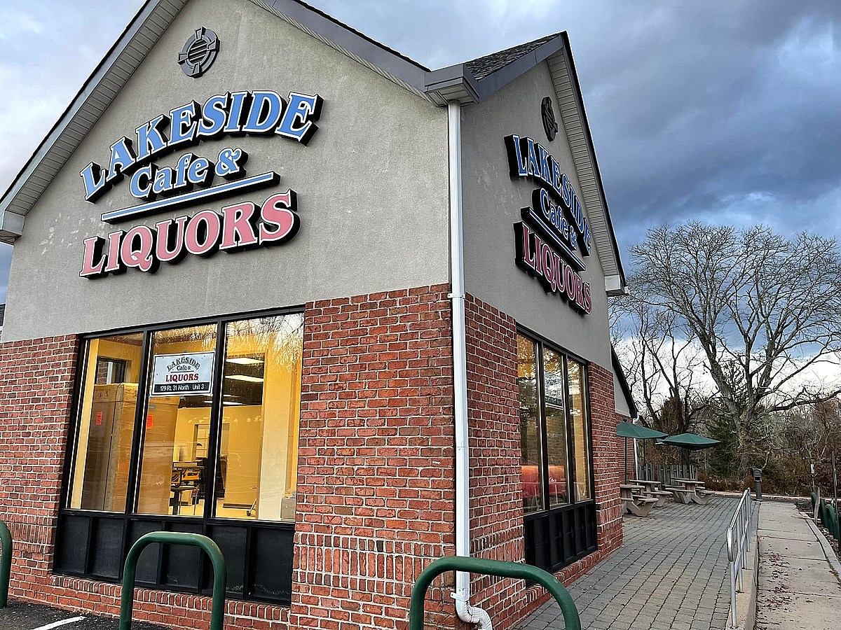 Old Quick Chek in Pennington, NJ is Now a Café, Bar, Liquor Store