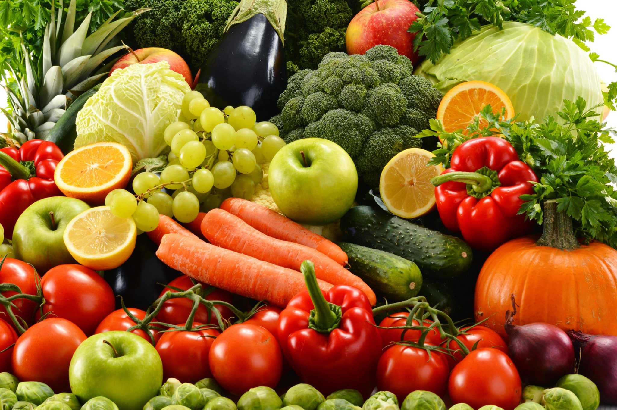 Busting the myths of organic vs. conventional fruits and vegetables