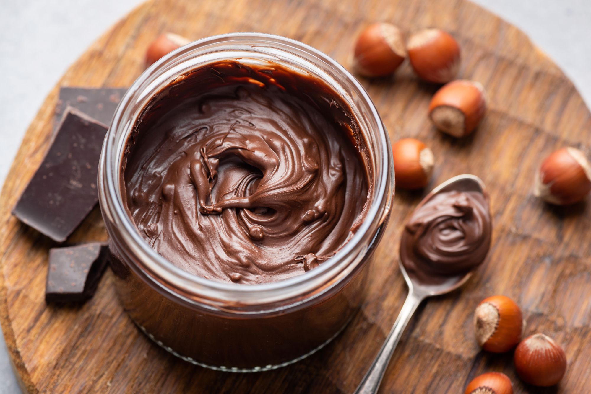 Is Nutella Vegan? How to Choose a Vegan Chocolate Hazelnut Spread